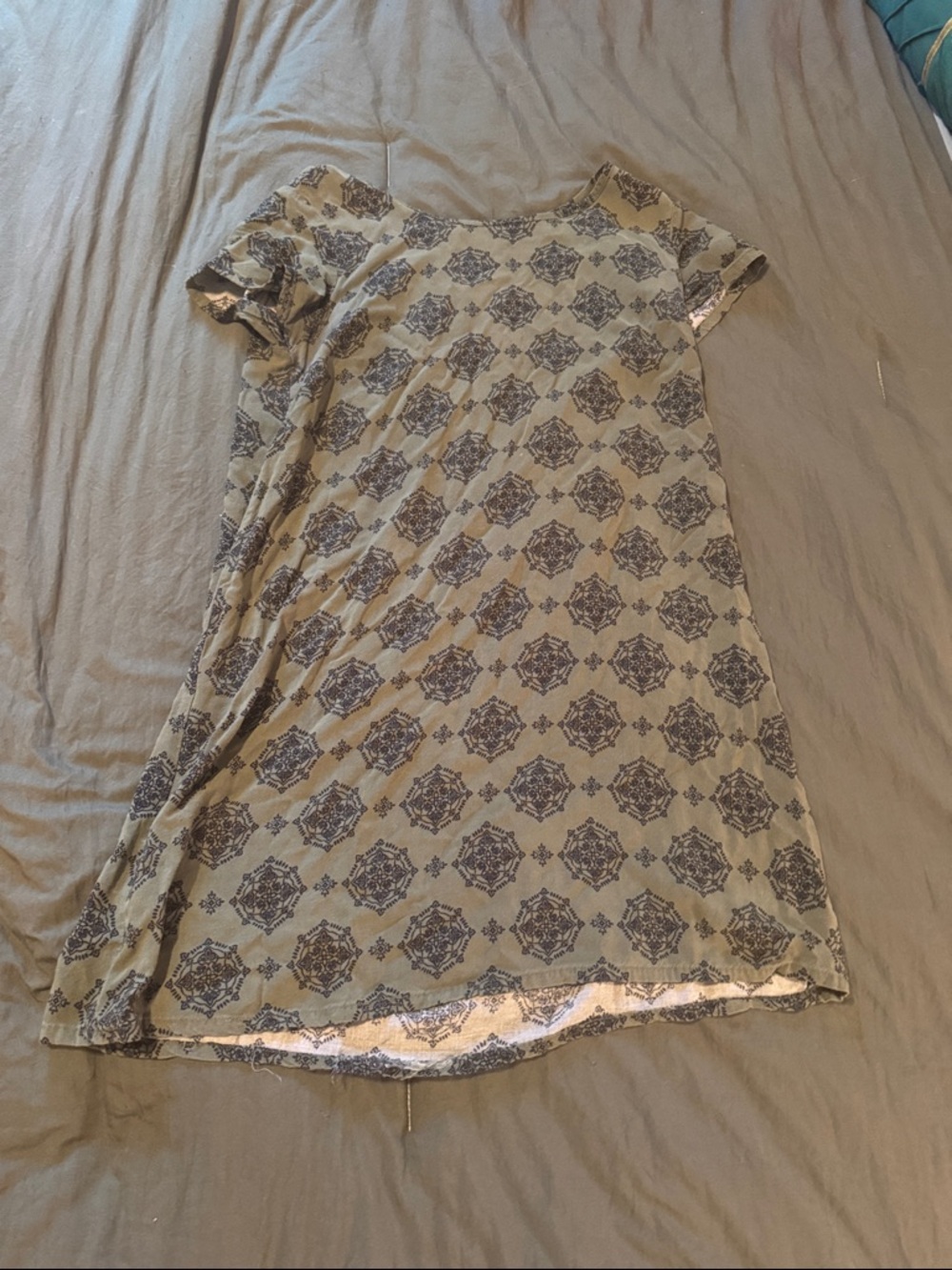 Forever 21 Beige Dress with Dark Gray Pattern